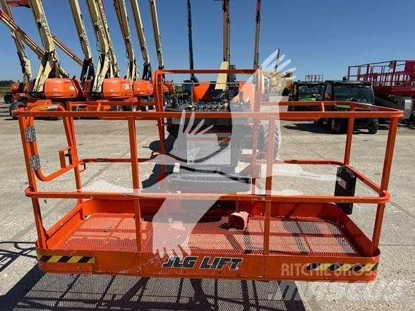 JLG 600AJ Колінчаті підйомники