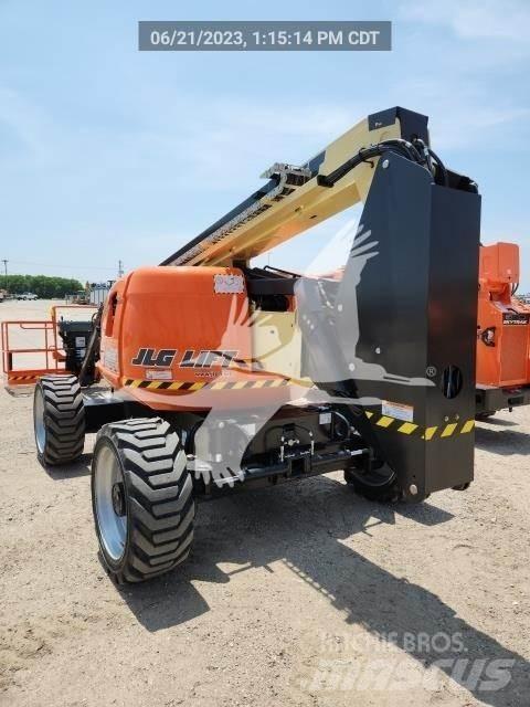 JLG 600AJ Колінчаті підйомники