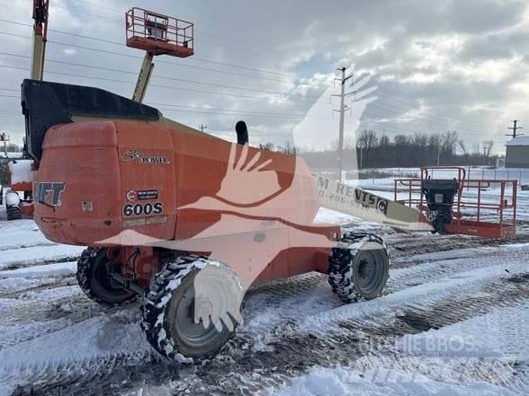JLG 600S Телескопічні підйомники