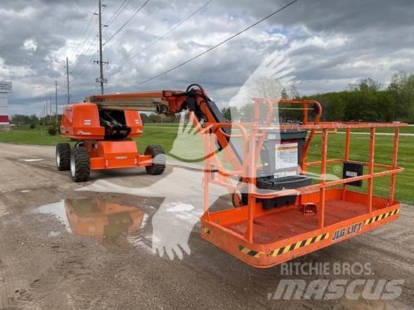 JLG 660SJ Телескопічні підйомники
