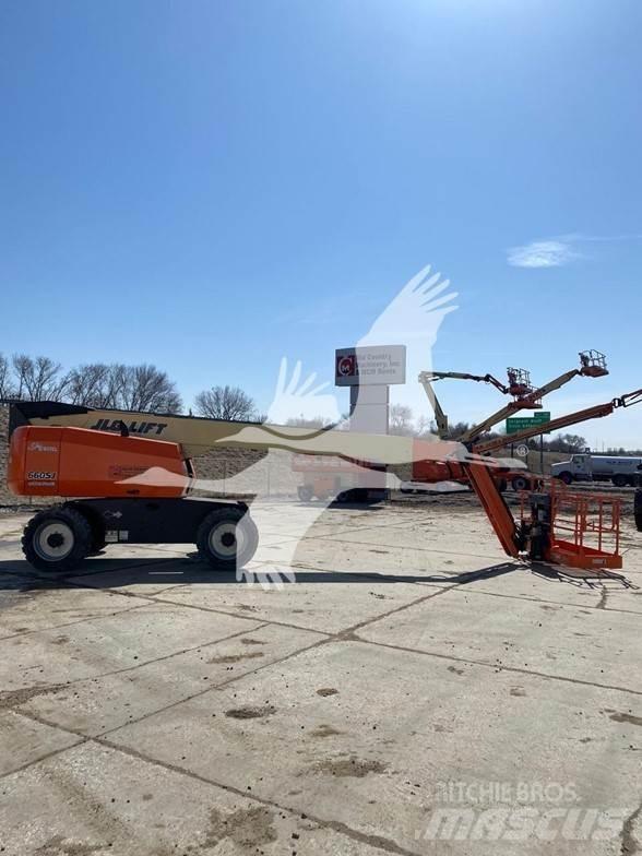 JLG 660SJ Телескопічні підйомники
