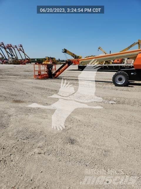 JLG 660SJ Телескопічні підйомники
