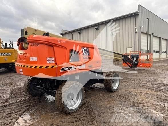 JLG 660SJ Телескопічні підйомники