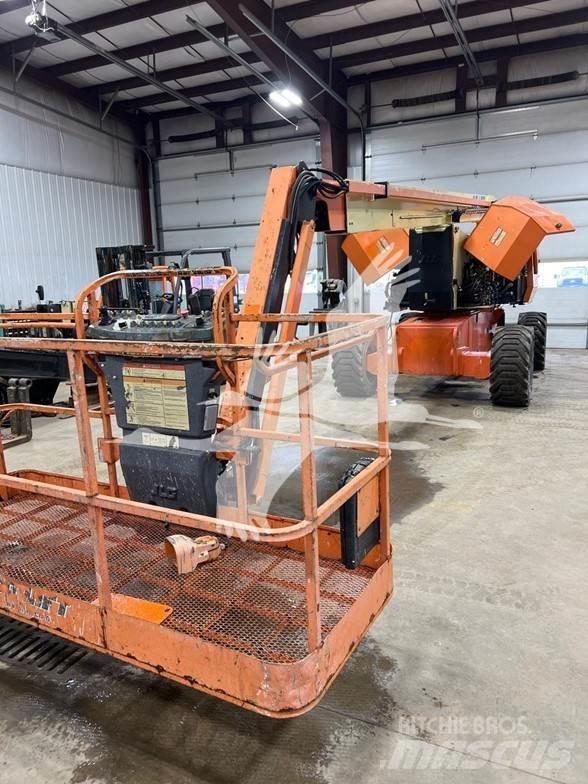 JLG 800AJ Колінчаті підйомники