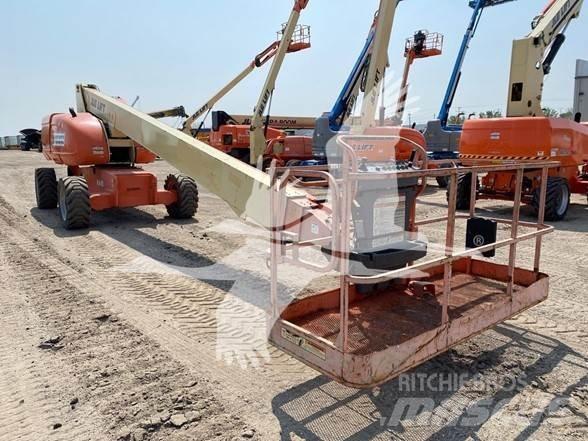 JLG 800S Телескопічні підйомники