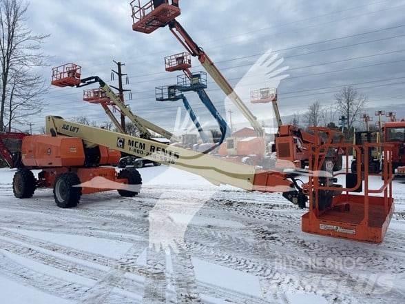 JLG 800S Телескопічні підйомники