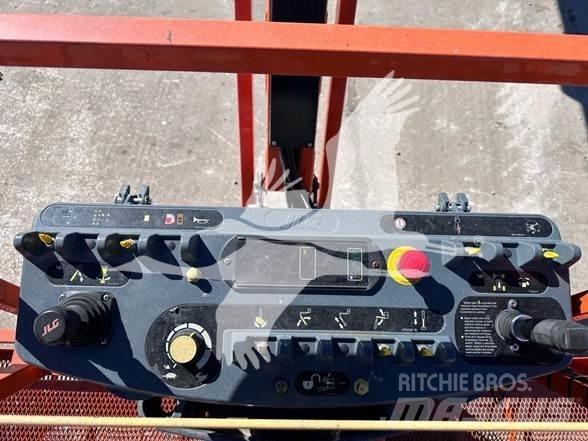 JLG 860SJ Телескопічні підйомники