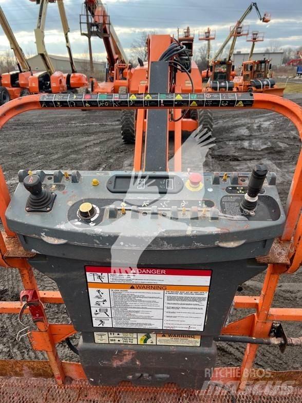 JLG 860SJ Телескопічні підйомники