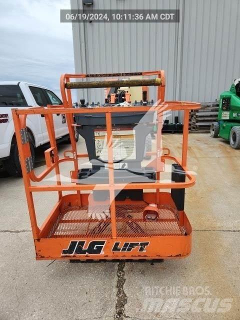 JLG E300AJP Колінчаті підйомники