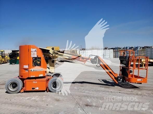 JLG E300AJP Колінчаті підйомники
