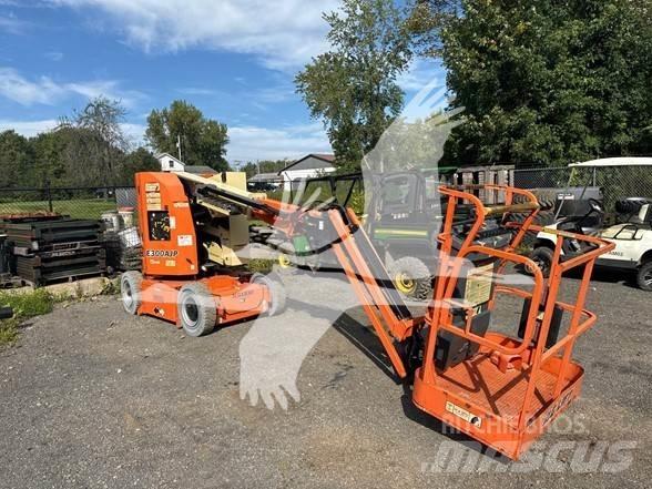 JLG E300AJP Колінчаті підйомники