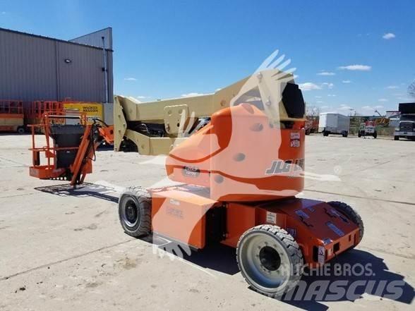 JLG E400AJPN Колінчаті підйомники