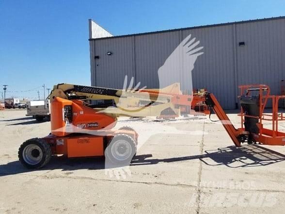 JLG E450AJ Колінчаті підйомники