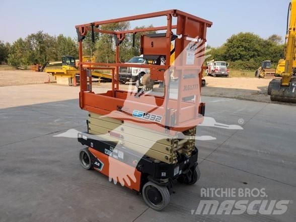 JLG ES1932 Підйомники-ножиці