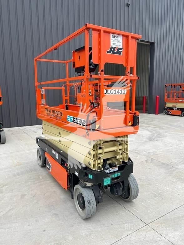 JLG ES2632 Підйомники-ножиці