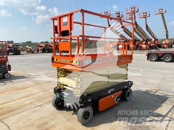 JLG ES3246 Підйомники-ножиці