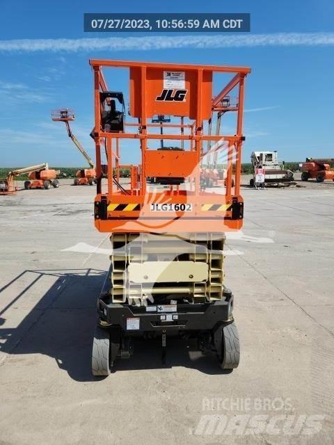 JLG ES3246 Підйомники-ножиці