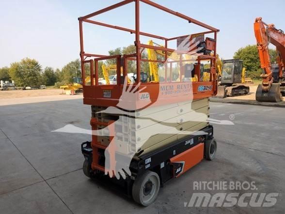 JLG ES3246 Підйомники-ножиці
