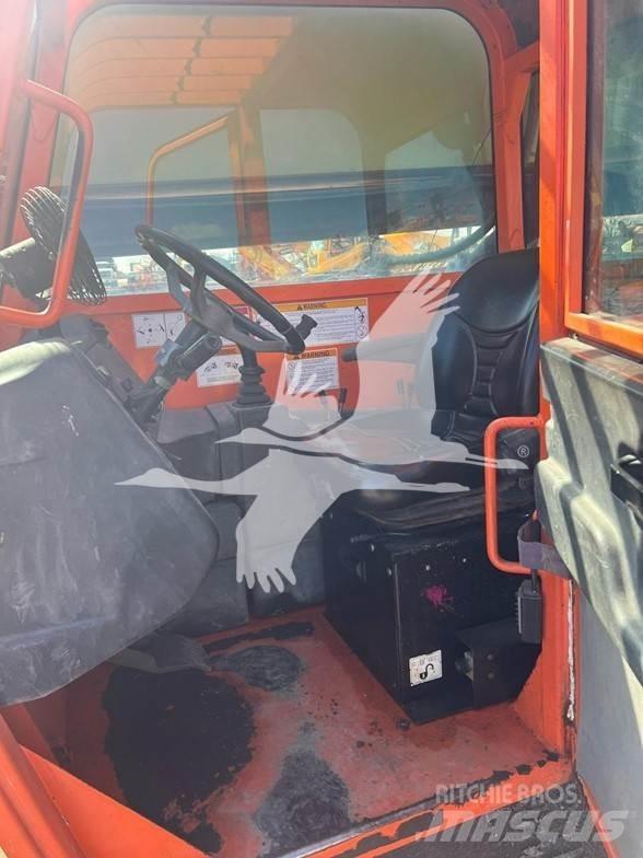 JLG G10-55A Телескопічні навантажувачі
