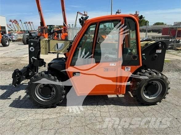 JLG G5-18A Телескопічні навантажувачі