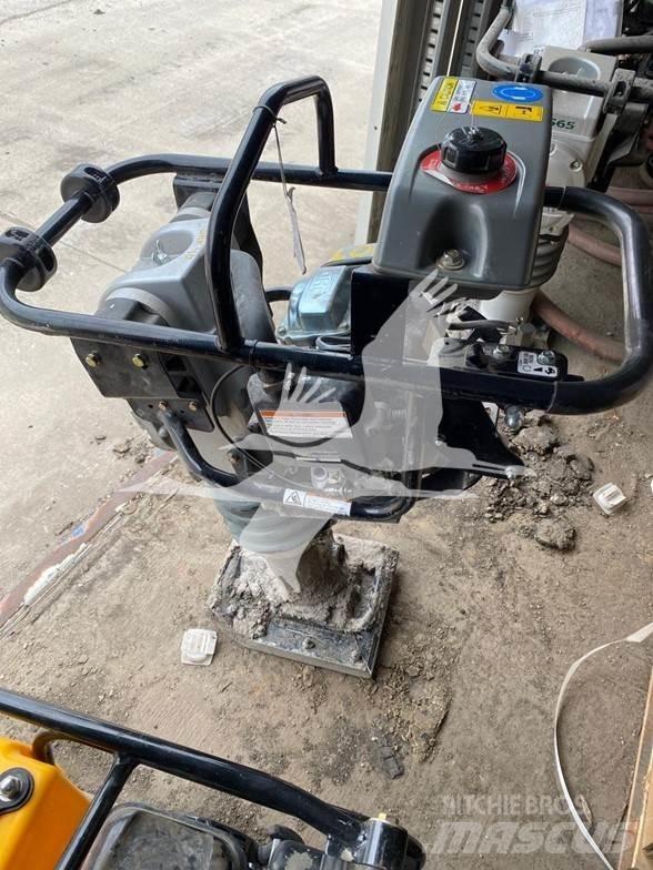 Sakai RS65 Причепні віброкатки