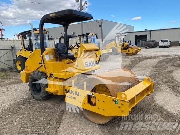 Sakai SV204D Грунтові котки