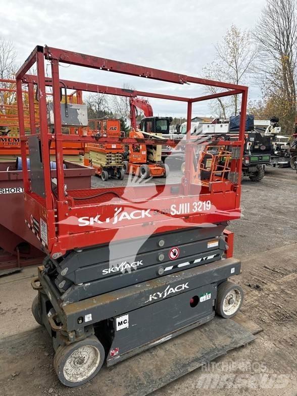 SkyJack SJ3219 Підйомники-ножиці