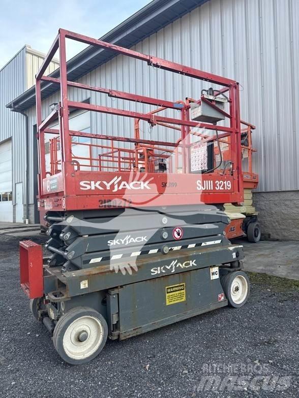 SkyJack SJ3219 Підйомники-ножиці