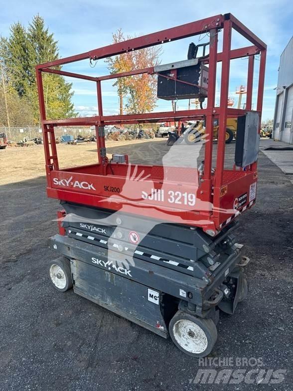 SkyJack SJ3219 Підйомники-ножиці