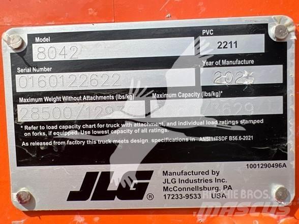SkyTrak 8042 Телескопічні навантажувачі