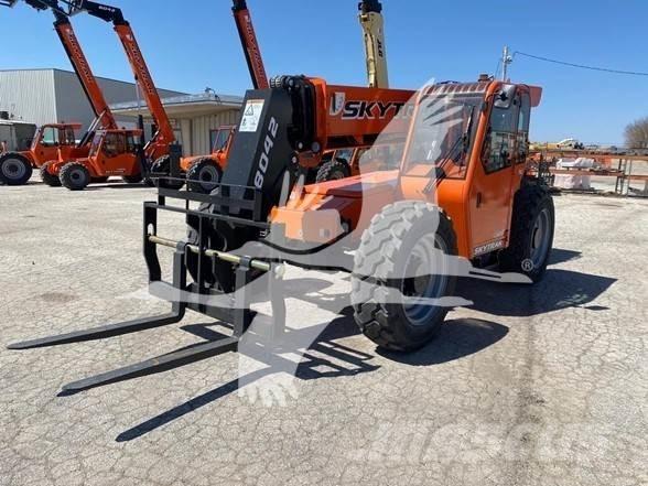SkyTrak 8042 Телескопічні навантажувачі