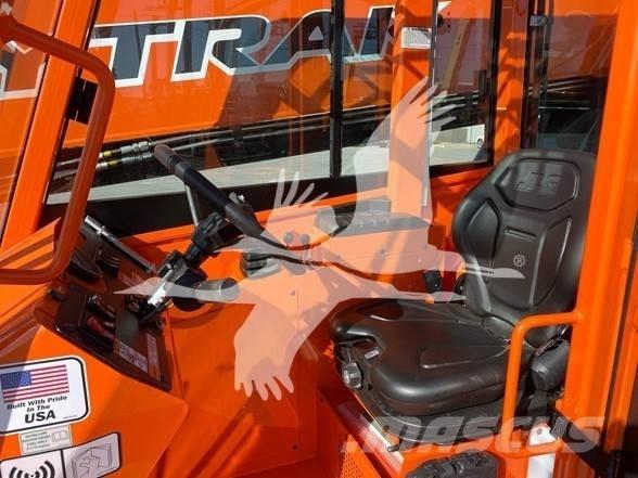 SkyTrak 8042 Телескопічні навантажувачі