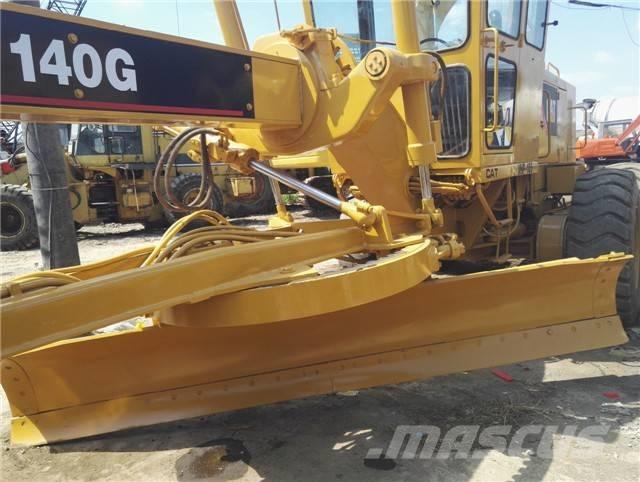 CAT 140 G Грейдери