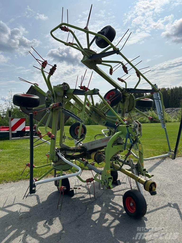 CLAAS Volto 800 Граблі і сінозворушувачі