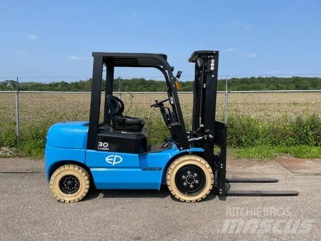 EP EFL302 | 3T | LI-ION Електронавантажувачі