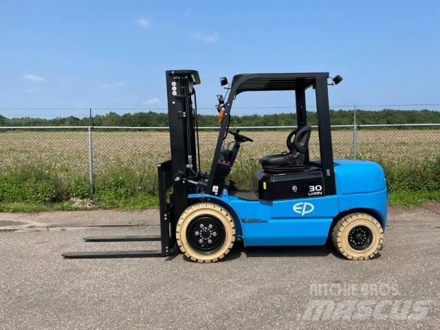 EP EFL302 | 3T | LI-ION Електронавантажувачі