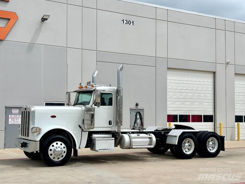 Peterbilt 389 Тягачі