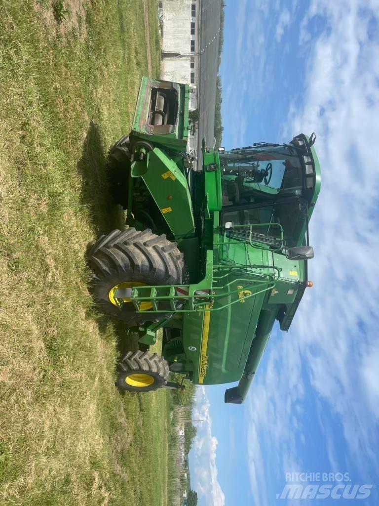 John Deere 9780 CTS Зернозбиральні комбайни