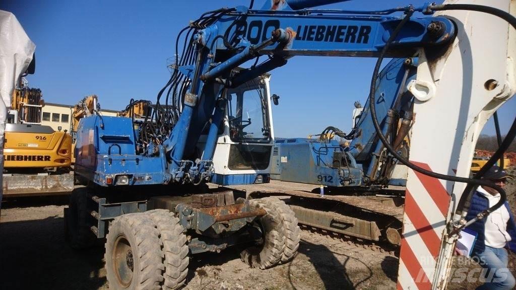 Liebherr A900 Колісні екскаватори