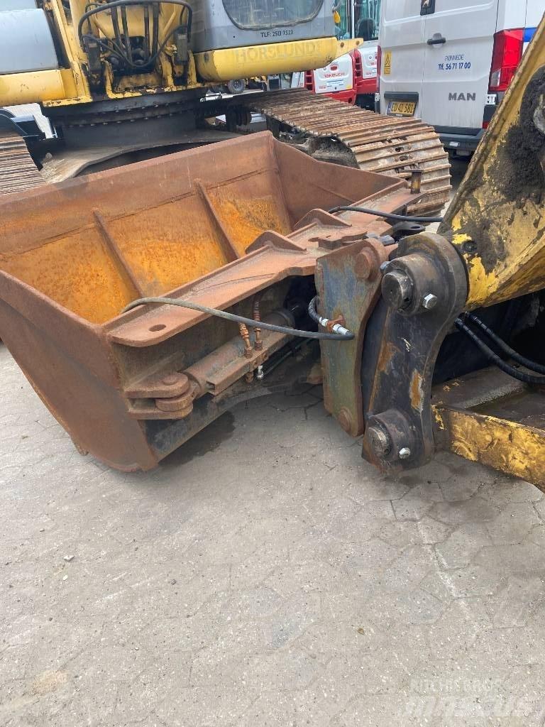 New Holland E 265 Гусеничні екскаватори