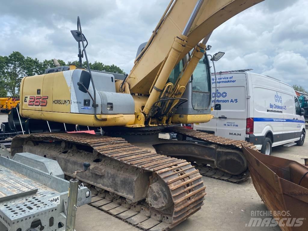 New Holland E 265 Гусеничні екскаватори
