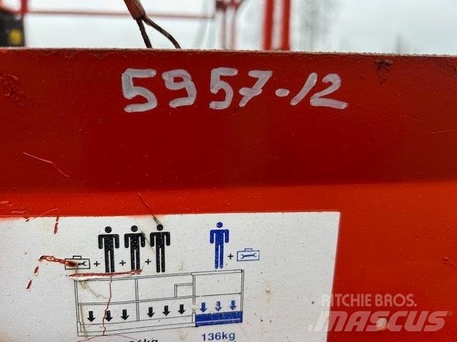SkyJack SJ 6826 RT Підйомники-ножиці