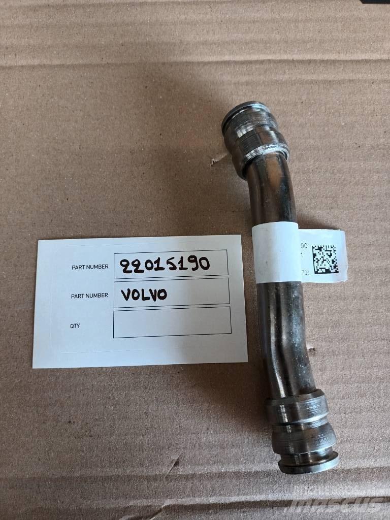 Volvo PIPE 22015190 Двигуни