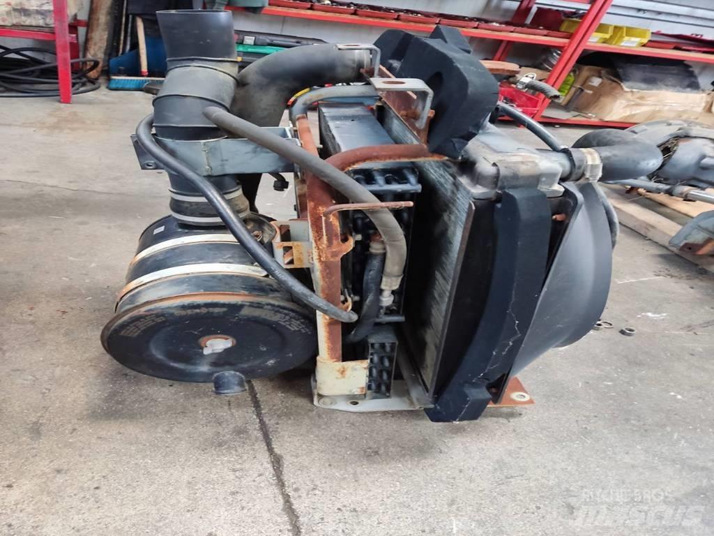 Kubota K1-170 Радіатори