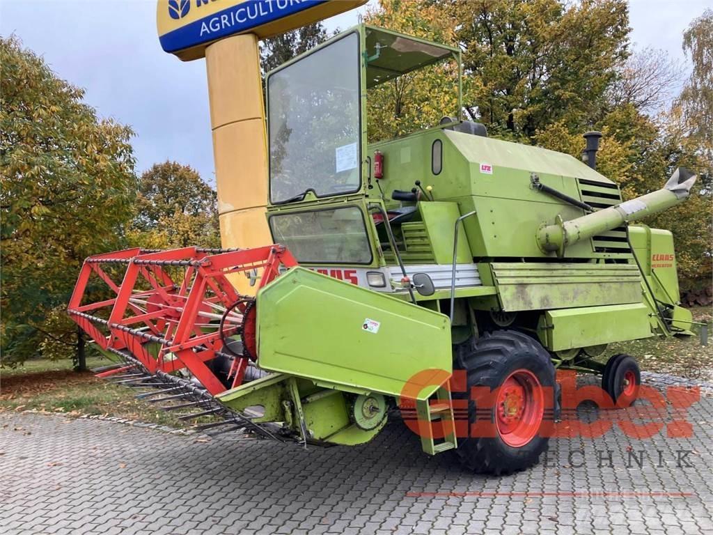 CLAAS Mercator 70 Зернозбиральні комбайни