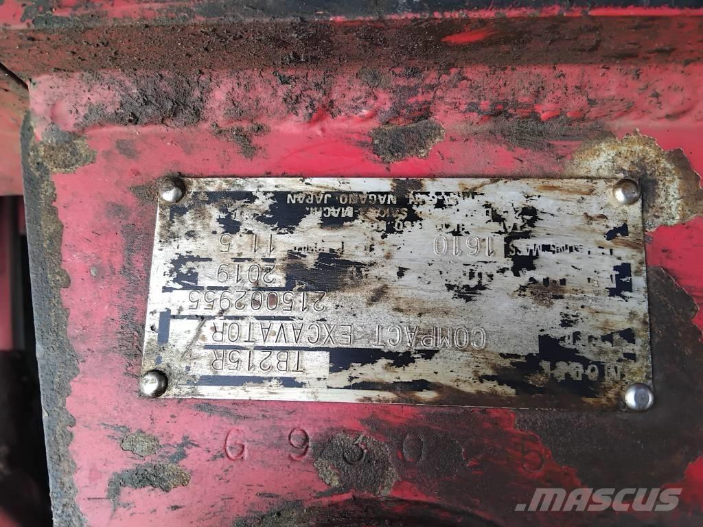 Takeuchi TB 215 R Міні-екскаватори < 7т