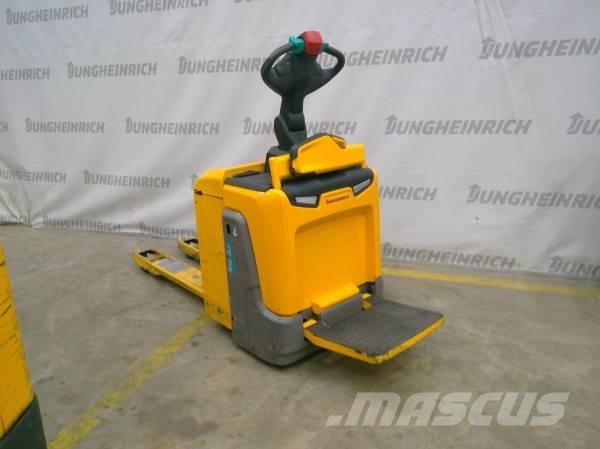 Jungheinrich ERE 225 Візки для перевезення піддонів