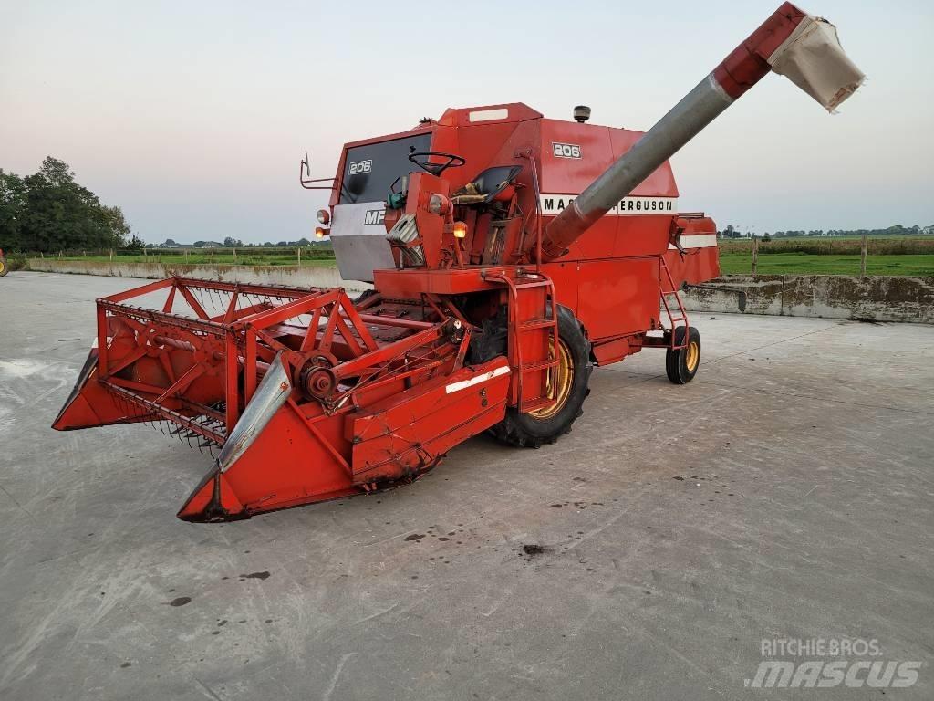 Massey Ferguson 206 Зернозбиральні комбайни