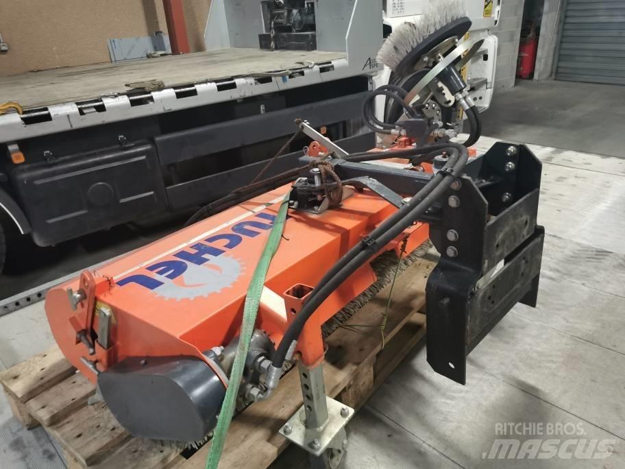 Tuchel Simplex 135HD Підмітальні машини