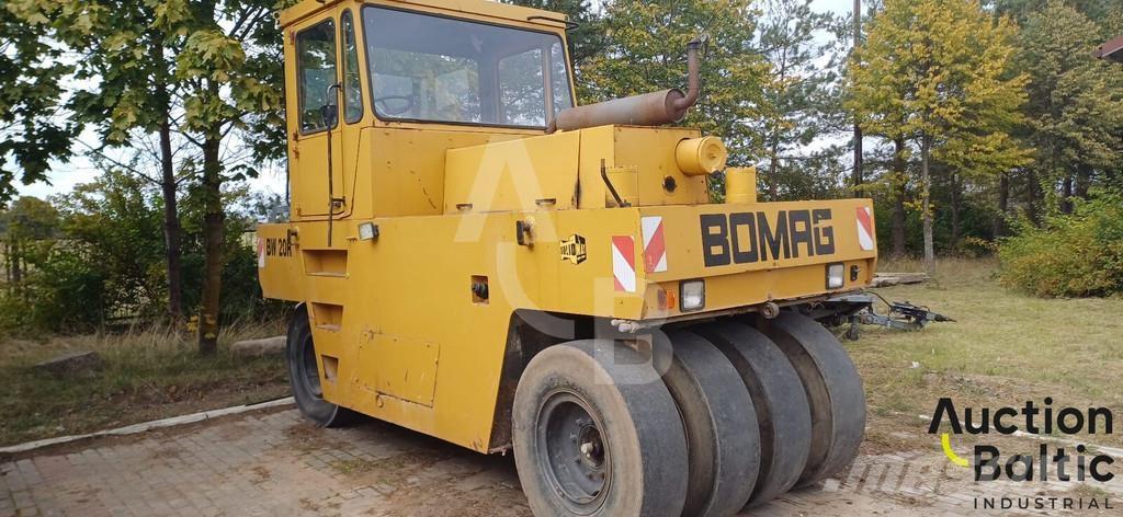 Bomag BW 20 R Пневматичні катки